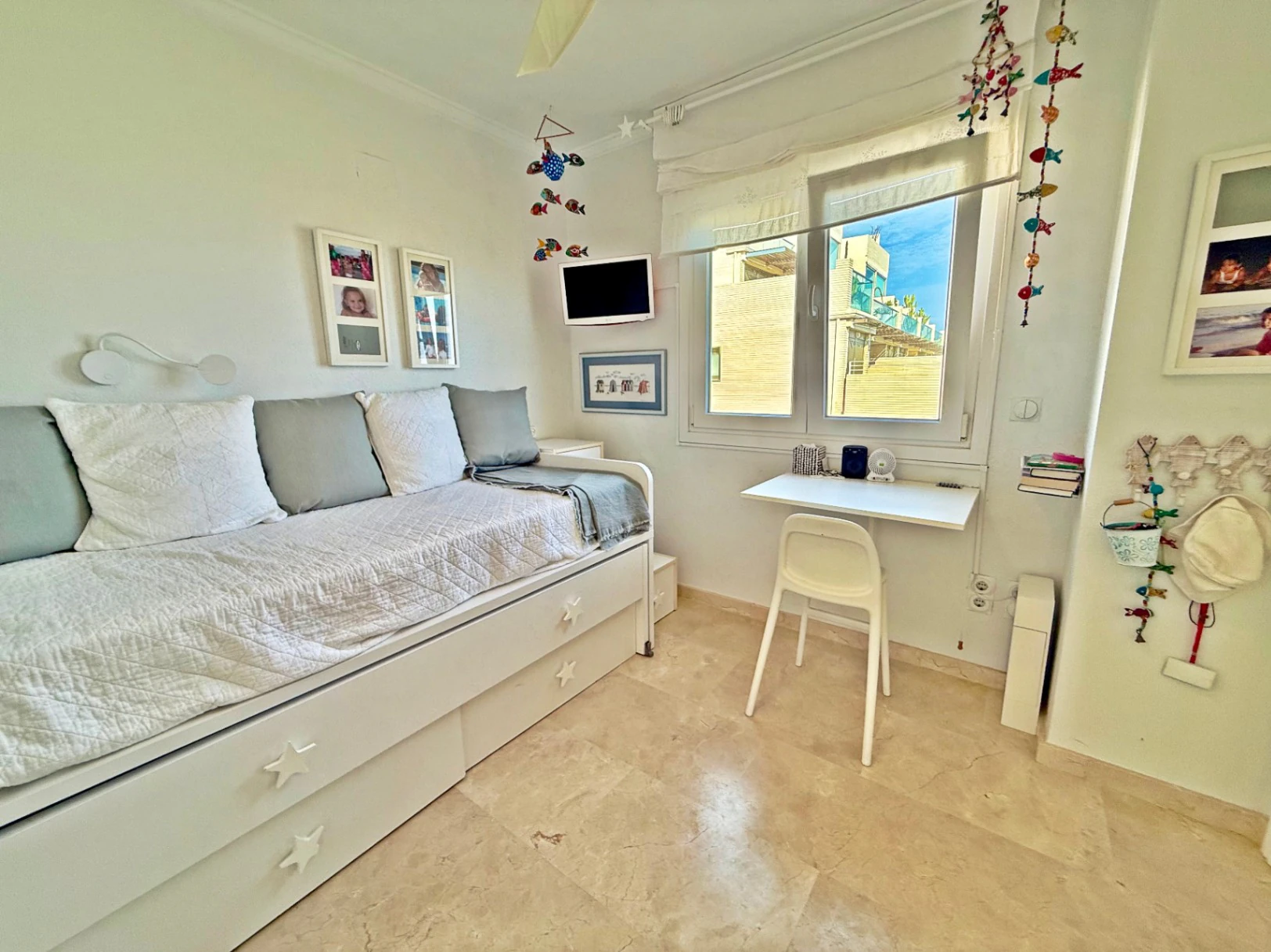 Exclusivo apartamento en venta en primera linea de mar en Las Marinas de Denia