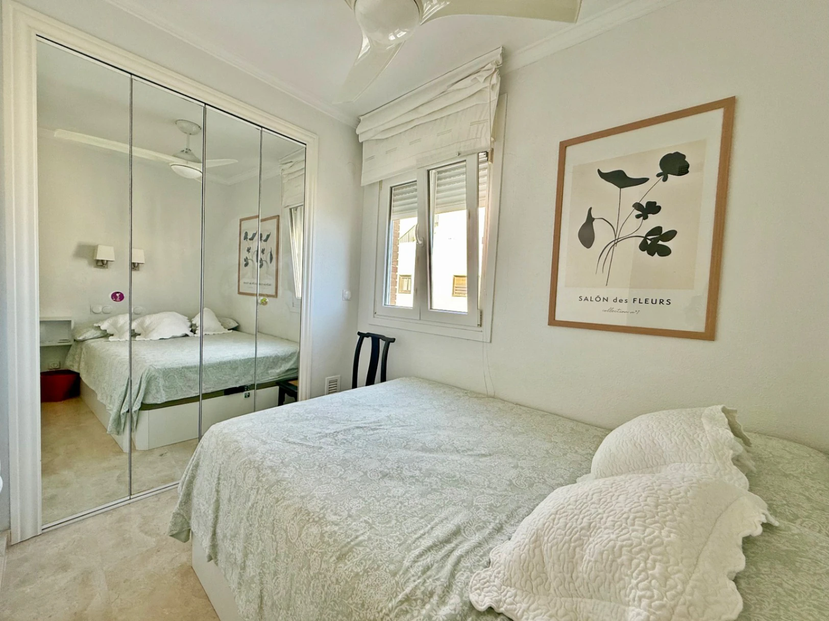 Exclusivo apartamento en venta en primera linea de mar en Las Marinas de Denia