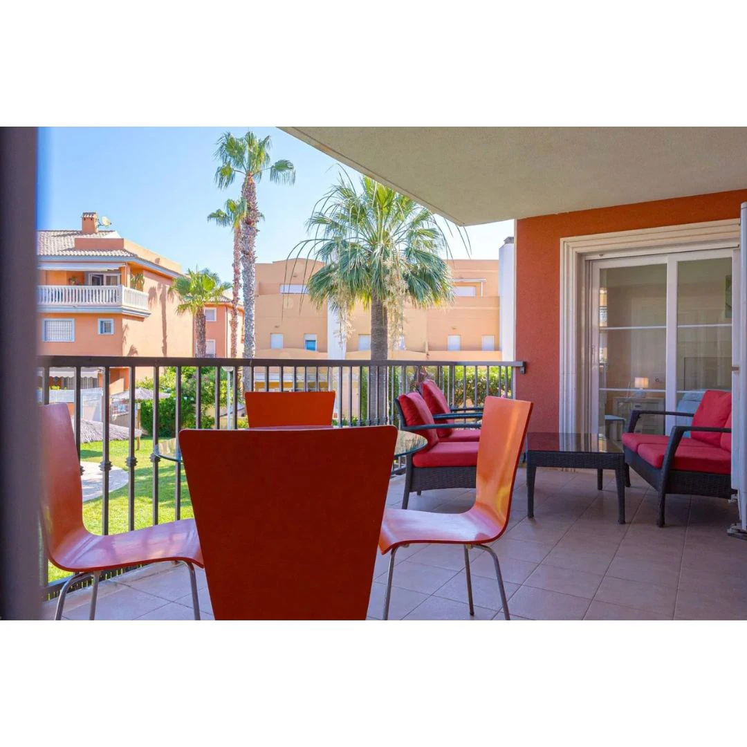 Exclusivo piso de 3 dormitorios en venta a pasos de la playa del arenal de Javea