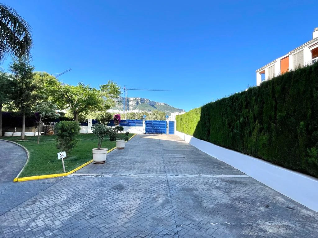 Atico duplex a estrenar en venta en Denia con vistas al mar