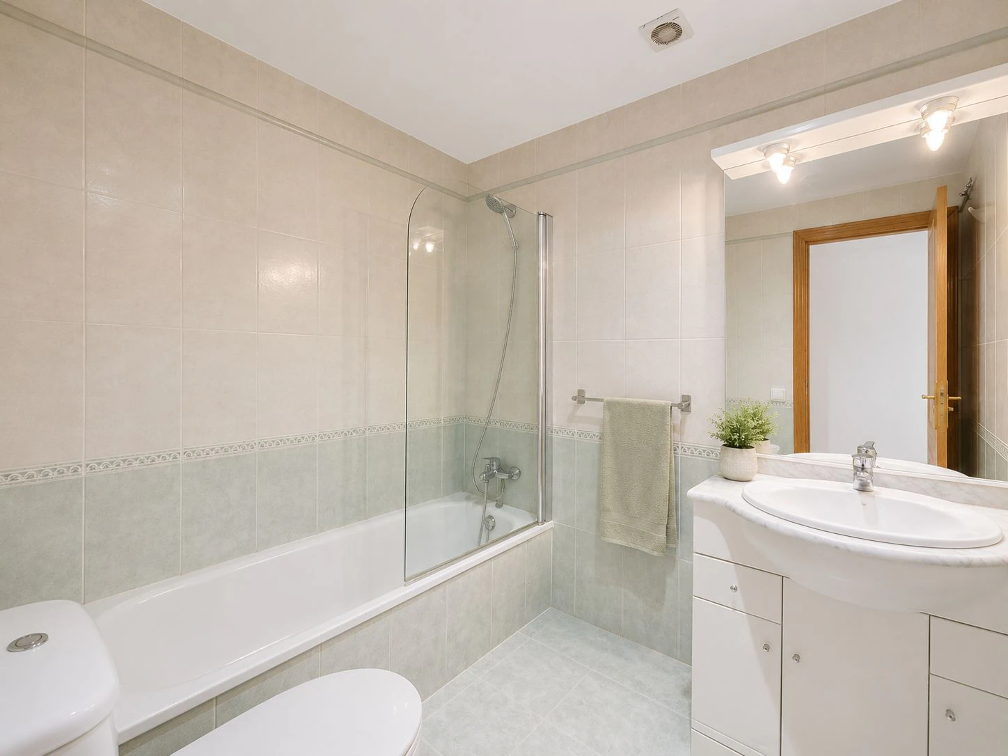 Piso de 3 dormitorios en venta en Jesus Pobre con piscina comunitaria