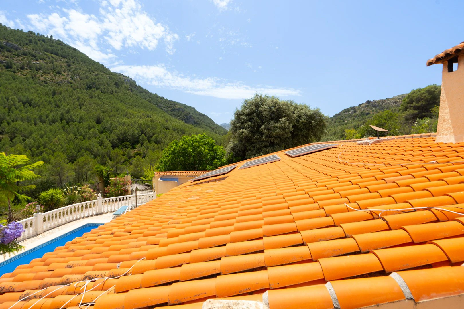 Encantadora villa rural con dos residencias independientes y vistas panorámicas en Castell de Castells