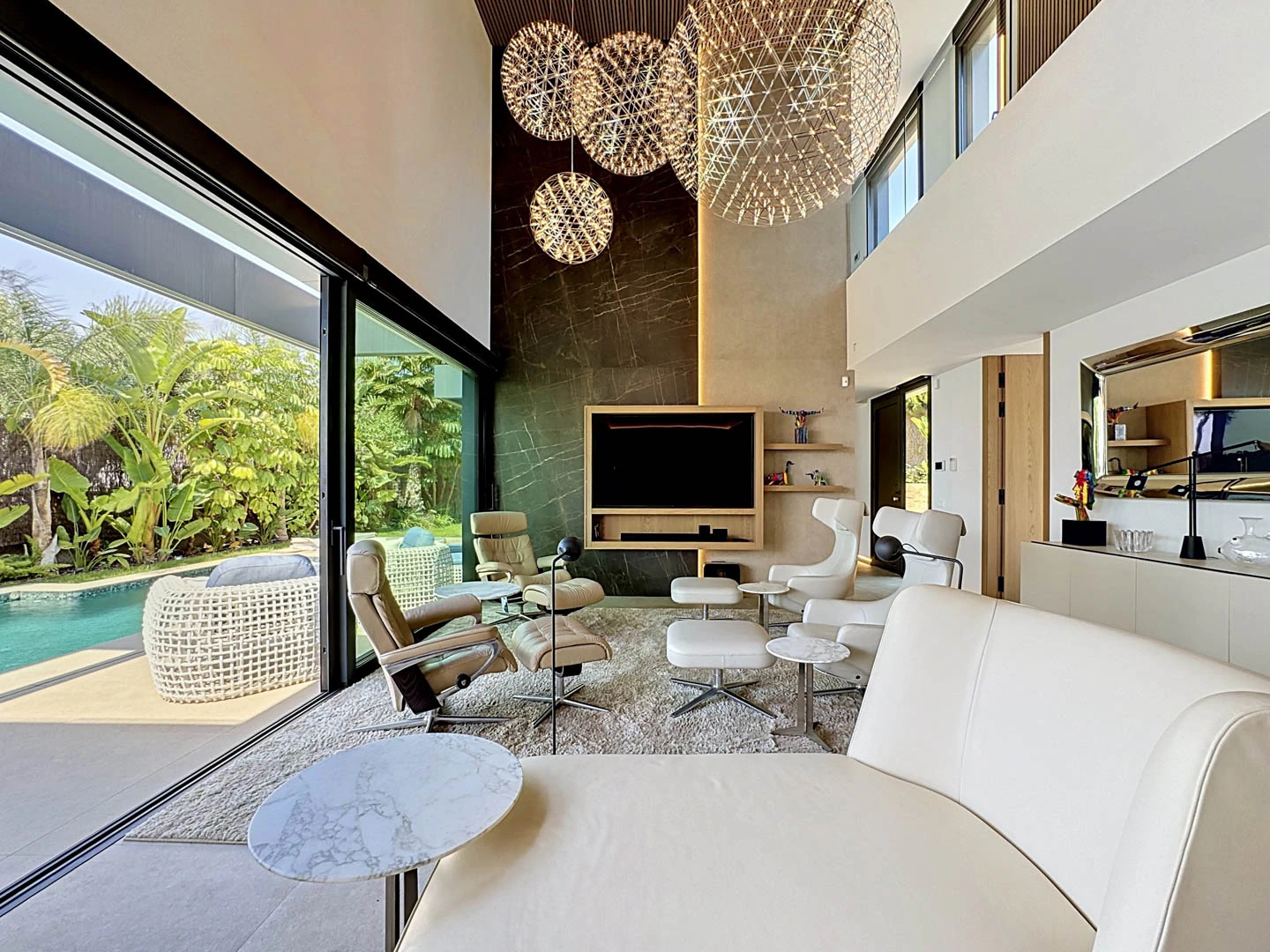 Exclusiva Villa de Diseño con Vistas Panorámicas al Mar en Calpe