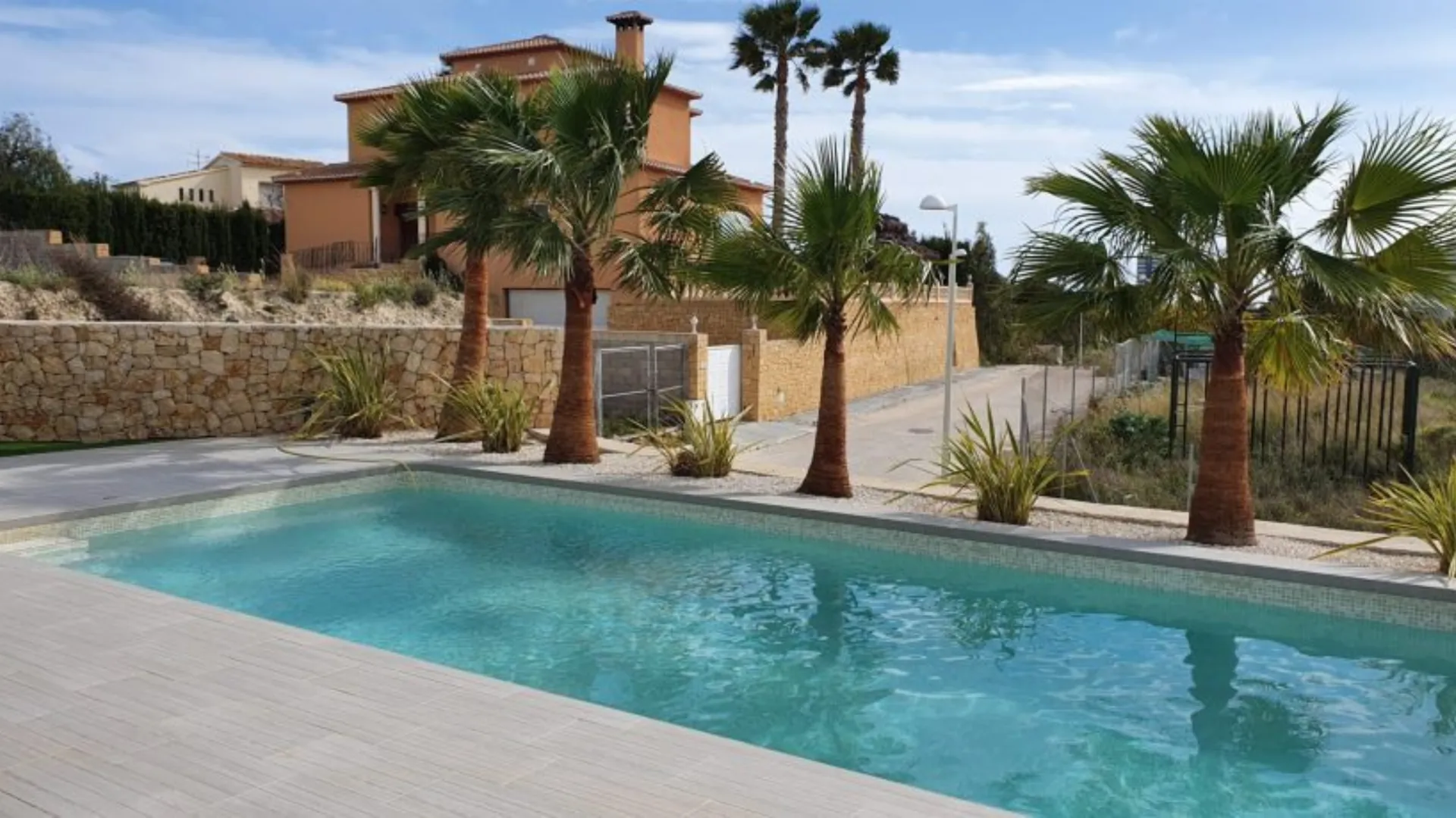 Comment choisir la villa de luxe parfaite pour vous : 6 conseils pratiques et facteurs à prendre en compte