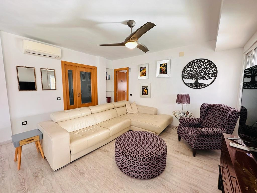 Villa de 6 dormitorios muy cerca del mar