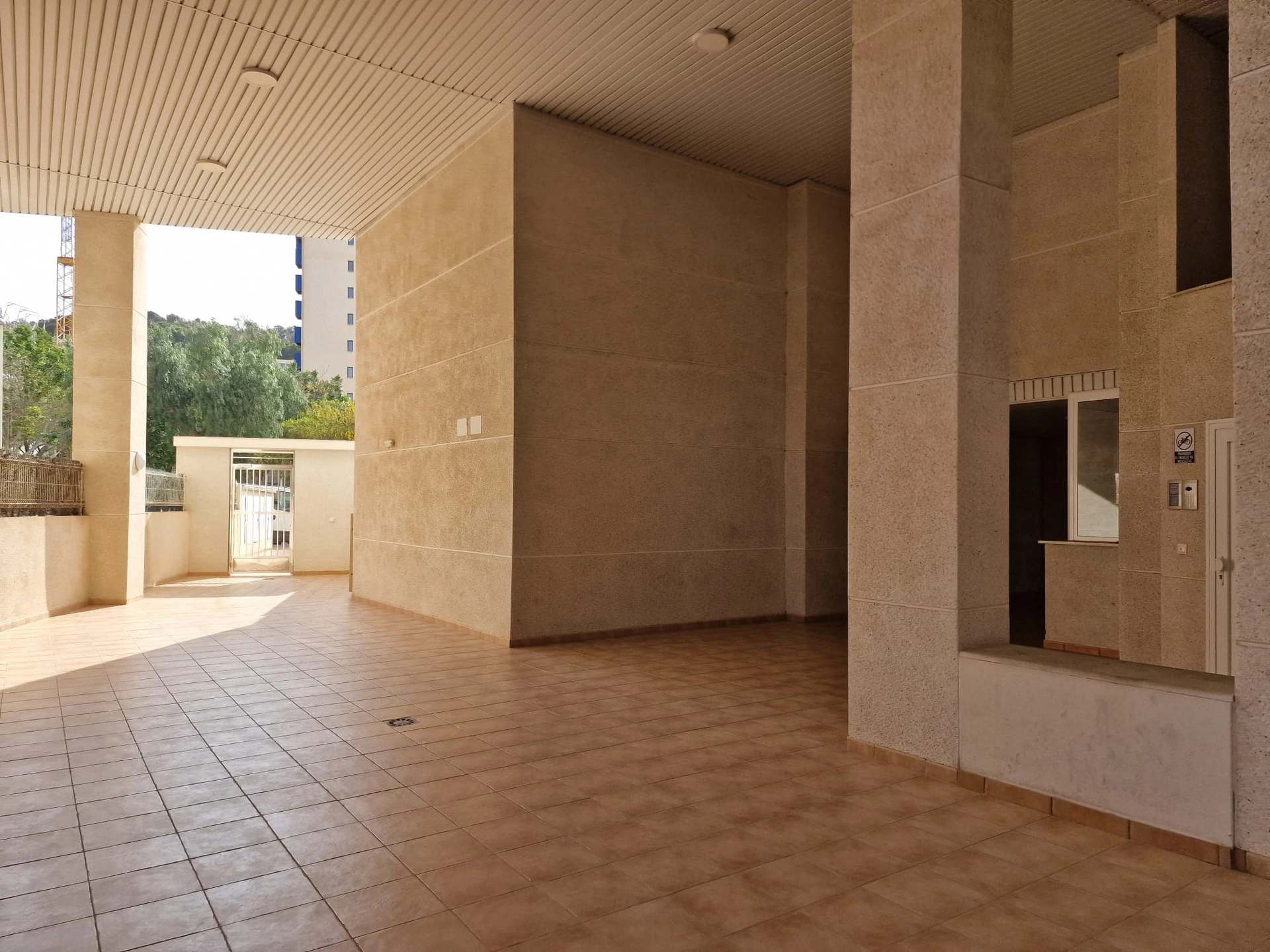 APPARTEMENT PROCHE DE TOUS LES SERVICES