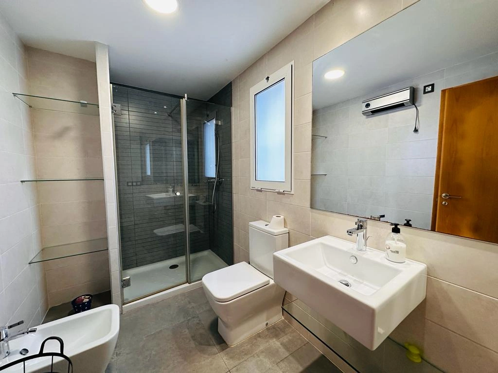 Villa de 6 dormitorios muy cerca del mar