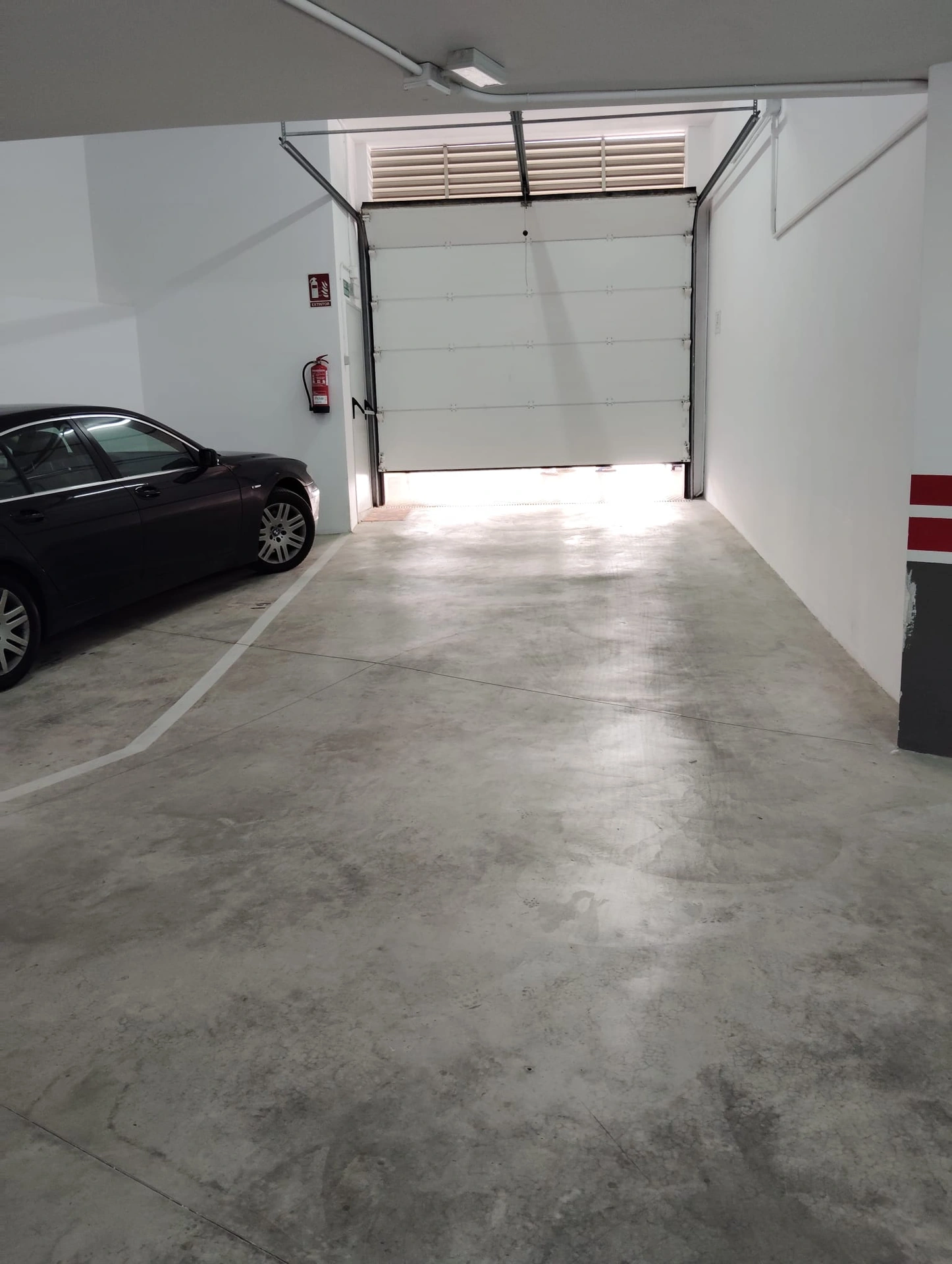 PLAZA DE PARKING CON TRASTERO EN PRIMERA LINEA