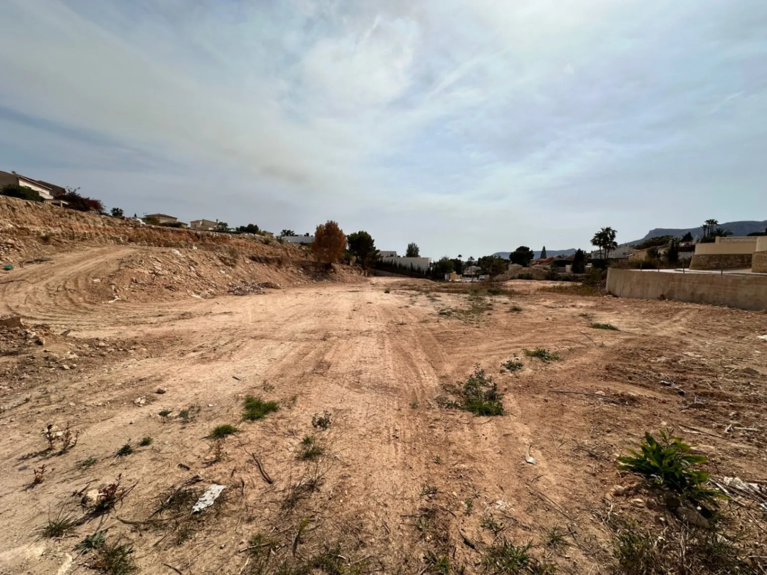 C11870 - Parcela amplio para varios casas en Gransol
