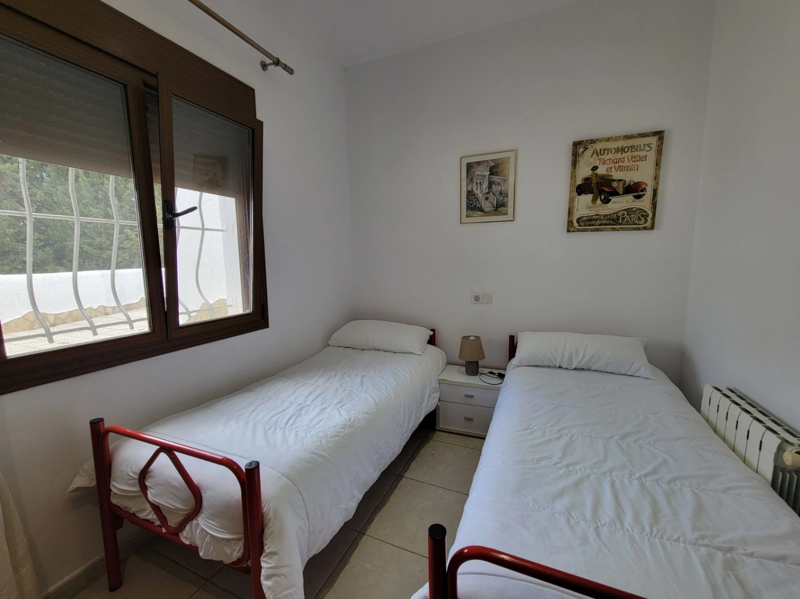 BONITO CHALET ESTILO IBICENCO EN MORAIRA