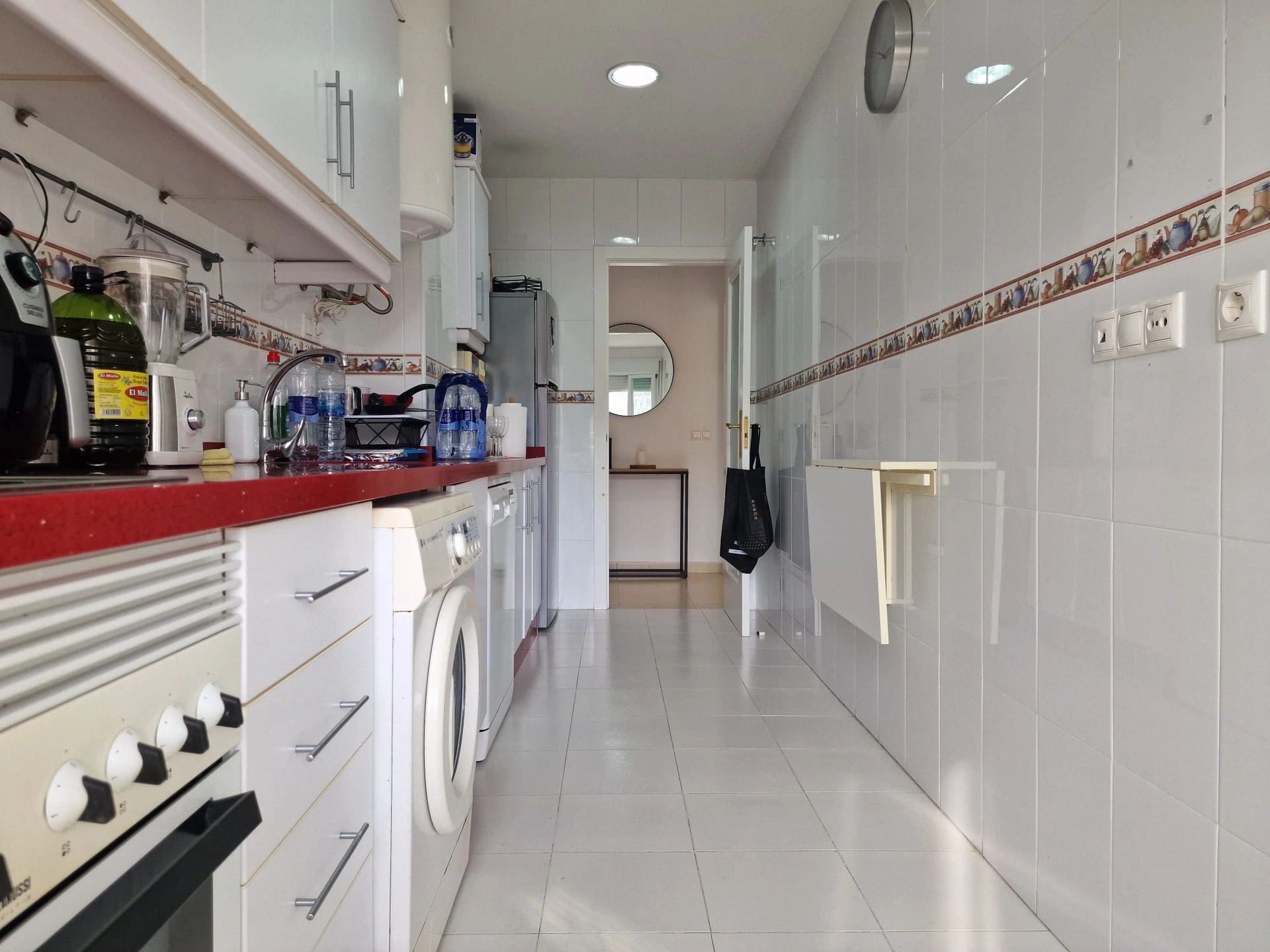 APPARTEMENT PROCHE DE TOUS LES SERVICES