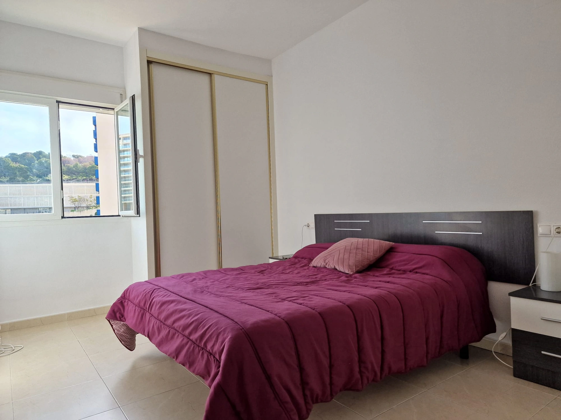 APPARTEMENT PROCHE DE TOUS LES SERVICES