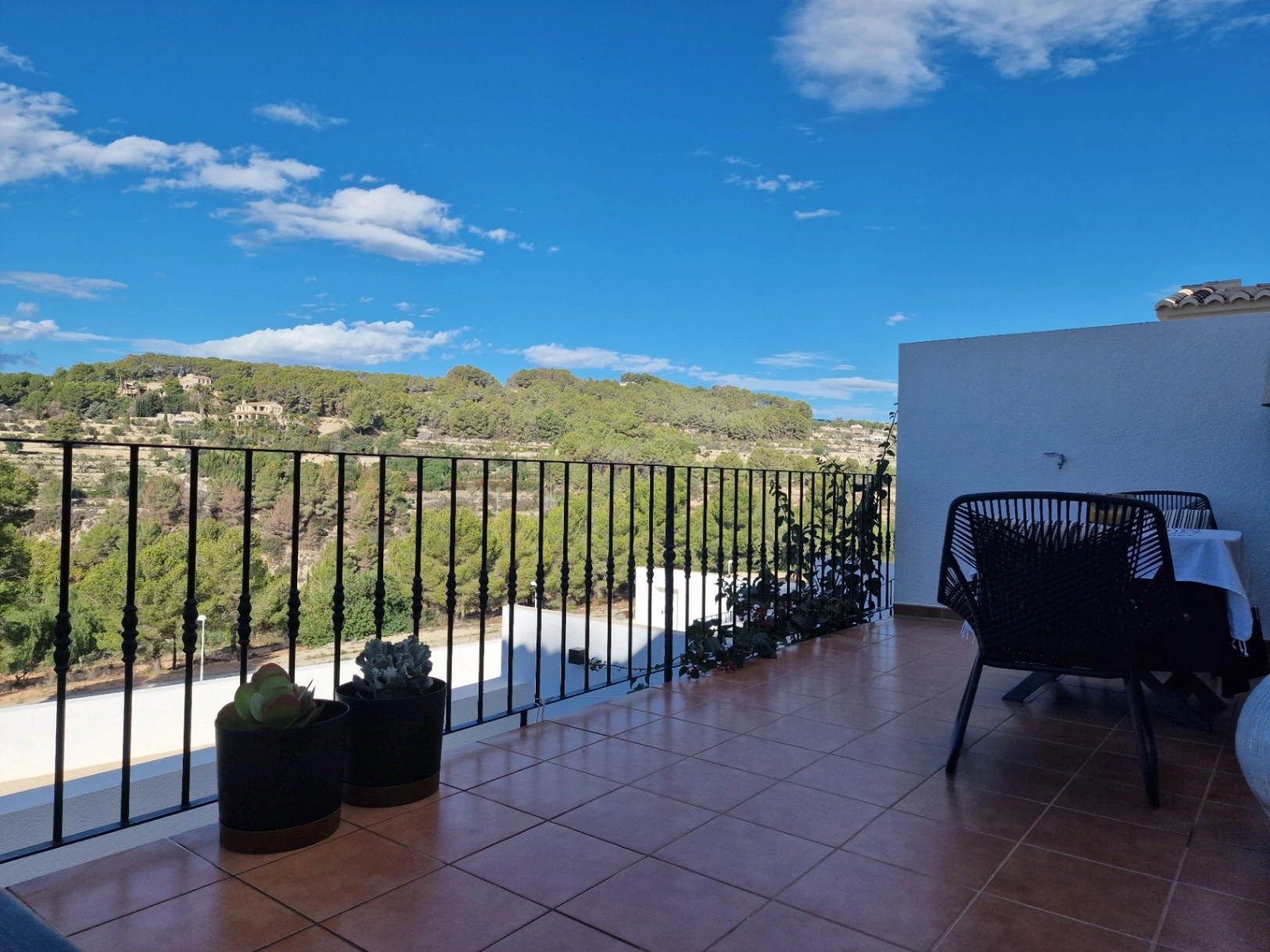 BONITO BUNGALOW CON VISTAS A LA MONTAÑA