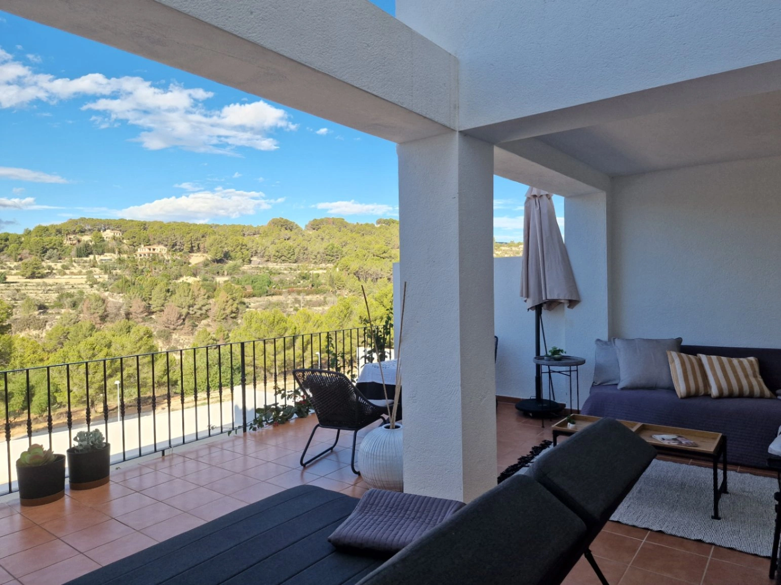 BONITO BUNGALOW CON VISTAS A LA MONTAÑA