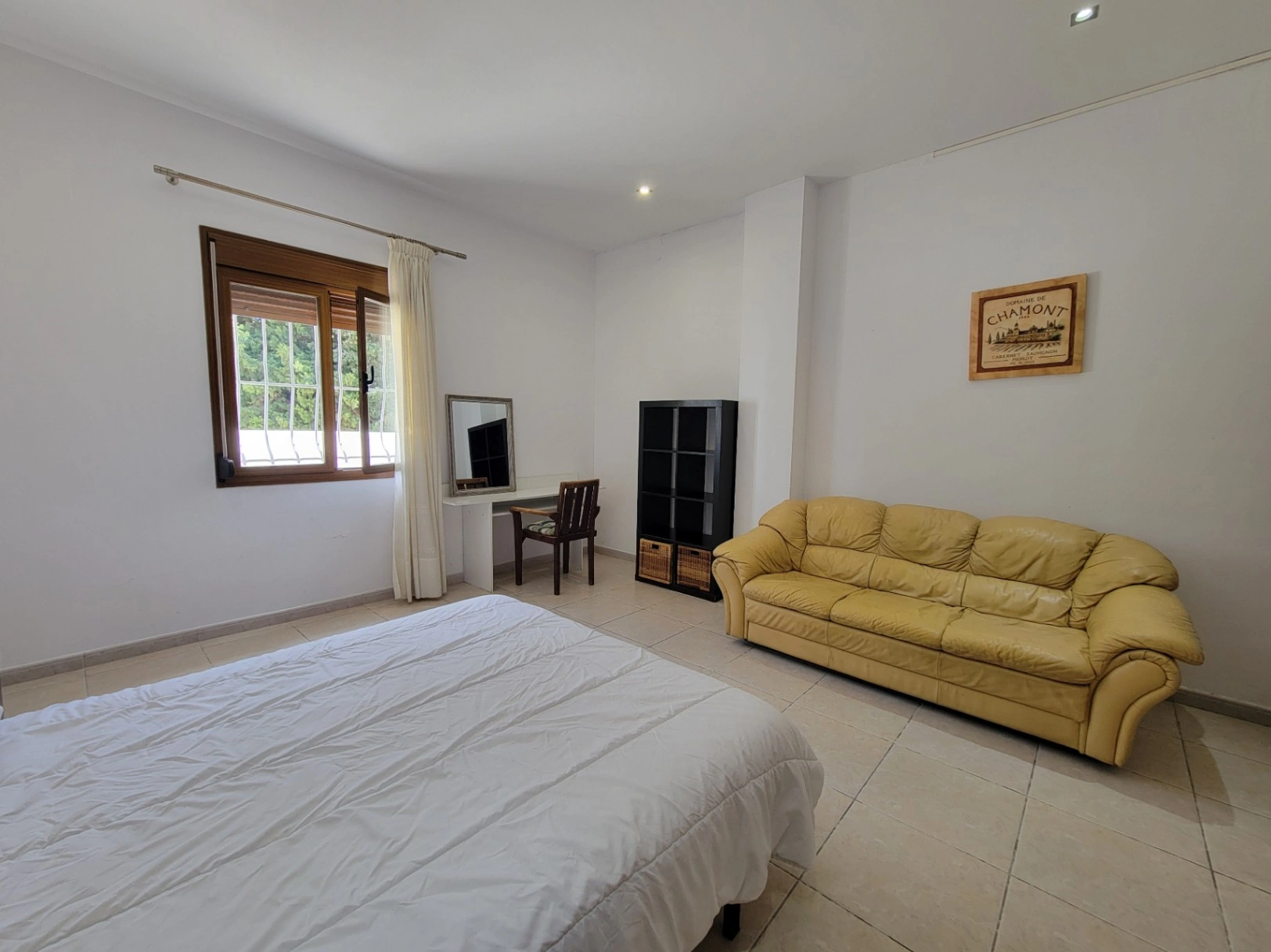 BONITO CHALET ESTILO IBICENCO EN MORAIRA
