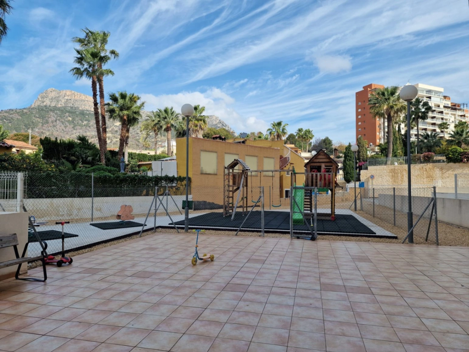 APPARTEMENT PROCHE DE TOUS LES SERVICES