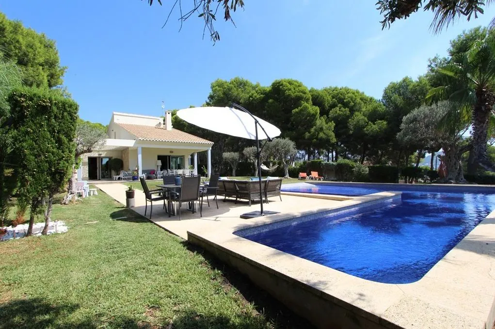 VILLA EN MORAIRA A 400 MTRS DE LA PLAYA