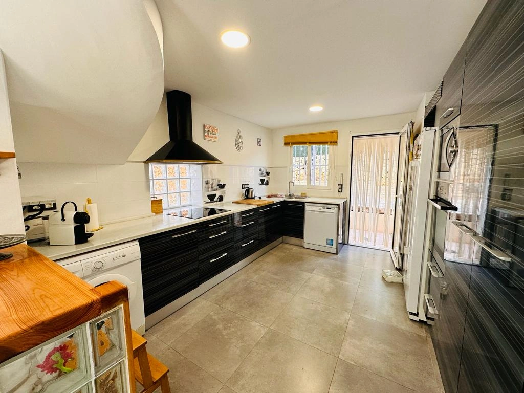 Villa de 6 dormitorios muy cerca del mar