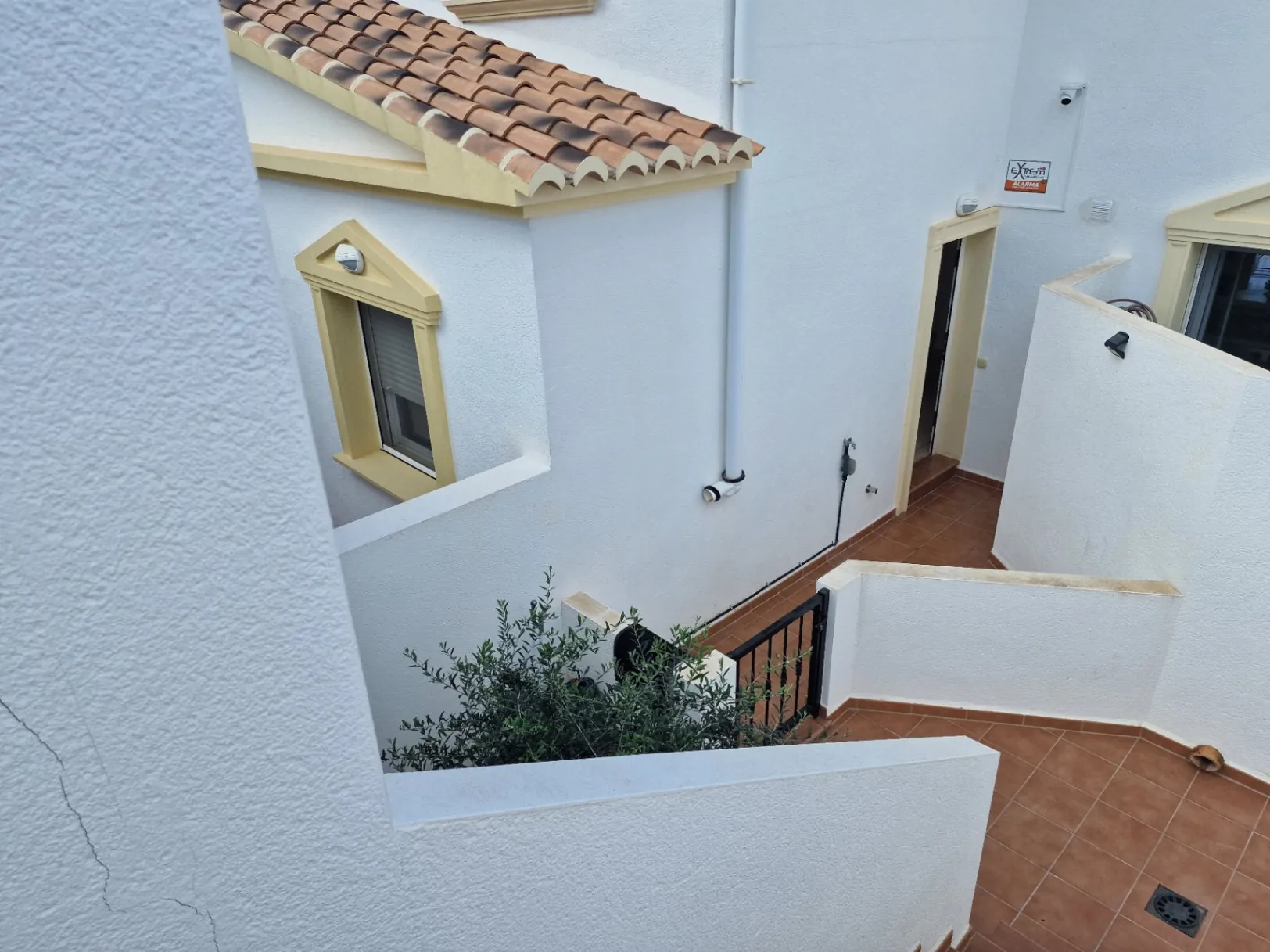 BONITO BUNGALOW CON VISTAS A LA MONTAÑA
