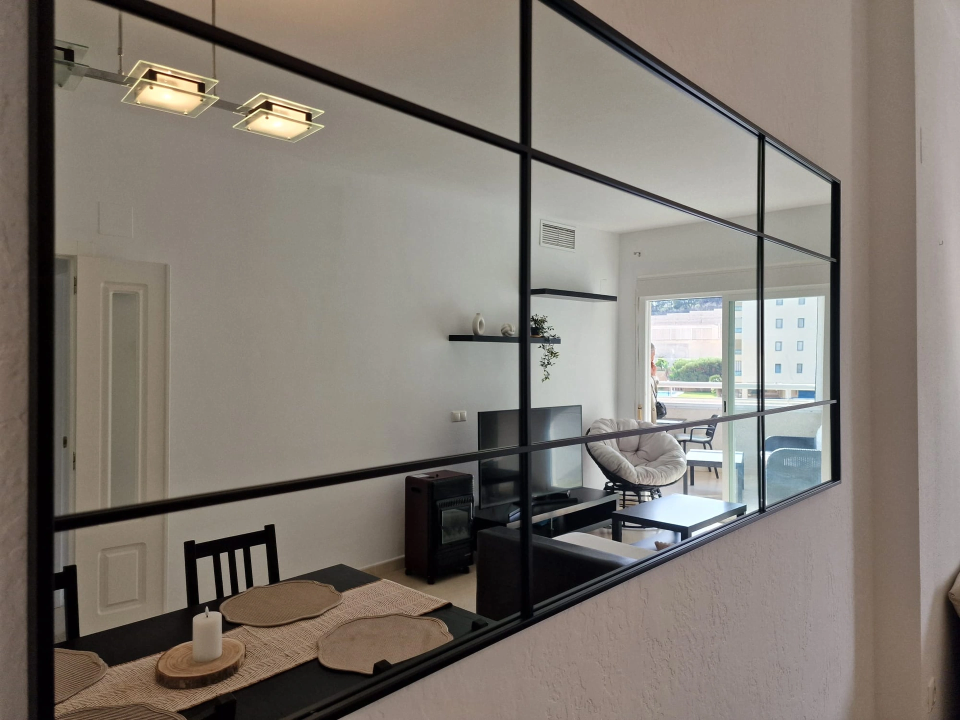 APPARTEMENT PROCHE DE TOUS LES SERVICES