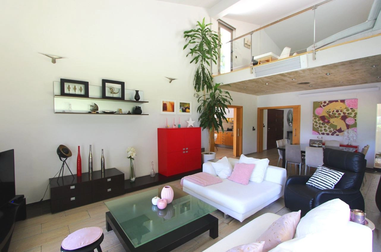 VILLA EN MORAIRA A 400 MTRS DE LA PLAYA