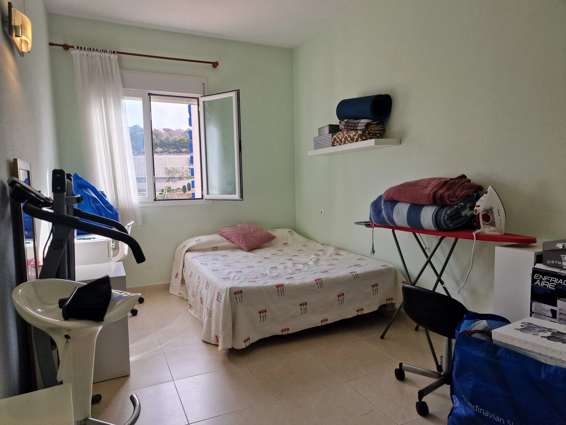 APPARTEMENT PROCHE DE TOUS LES SERVICES