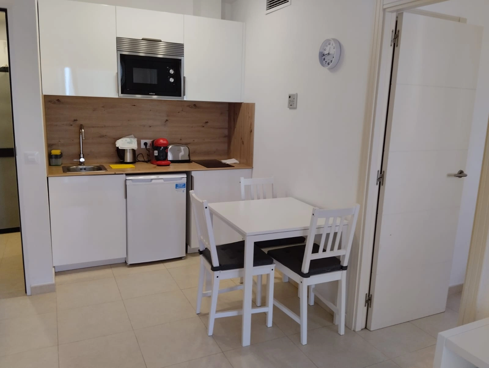 ESPECIAL INVERSIONISTA , 3 APARTAMENTOS DE 1 DORMITORIO