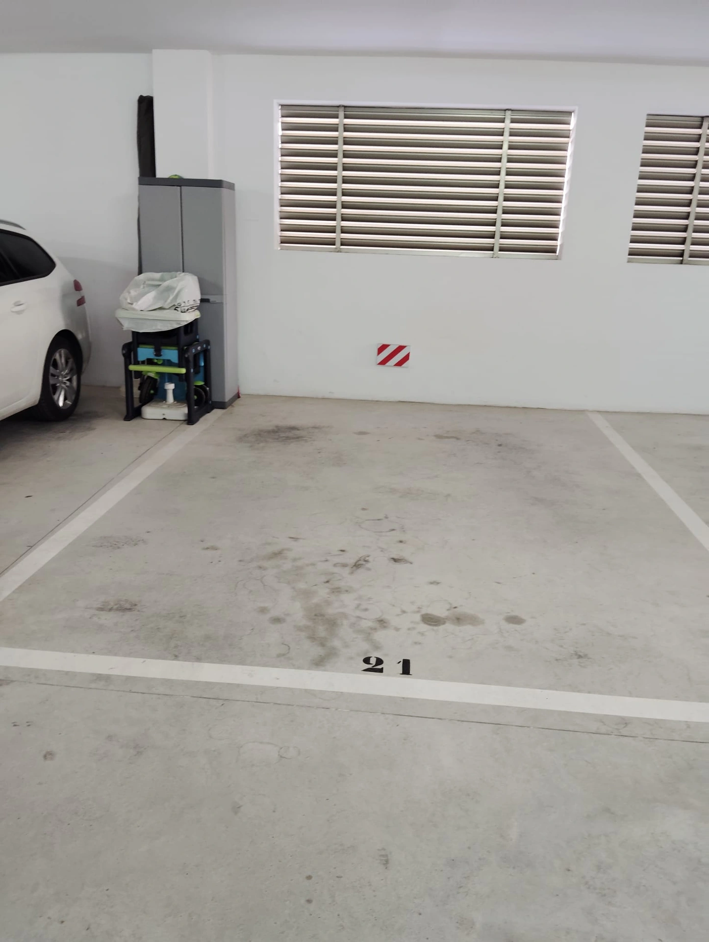 PLAZA DE PARKING CON TRASTERO EN PRIMERA LINEA