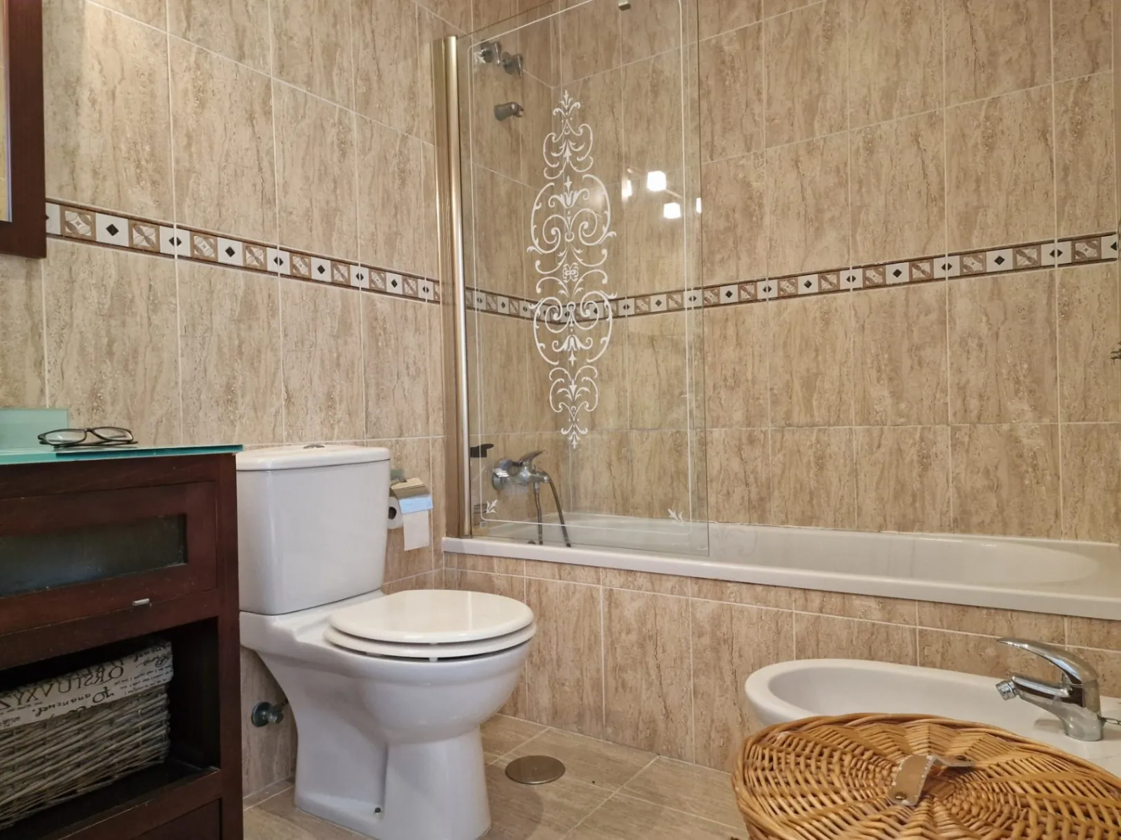 APPARTEMENT PROCHE DE TOUS LES SERVICES