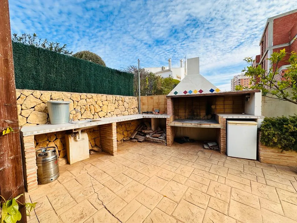 Villa de 6 dormitorios muy cerca del mar
