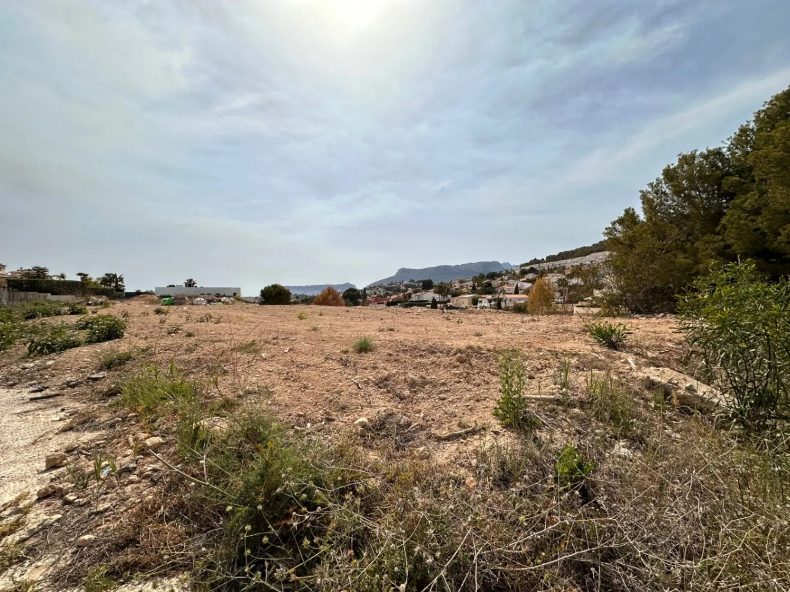 Spacious plot for several houses in Gransol