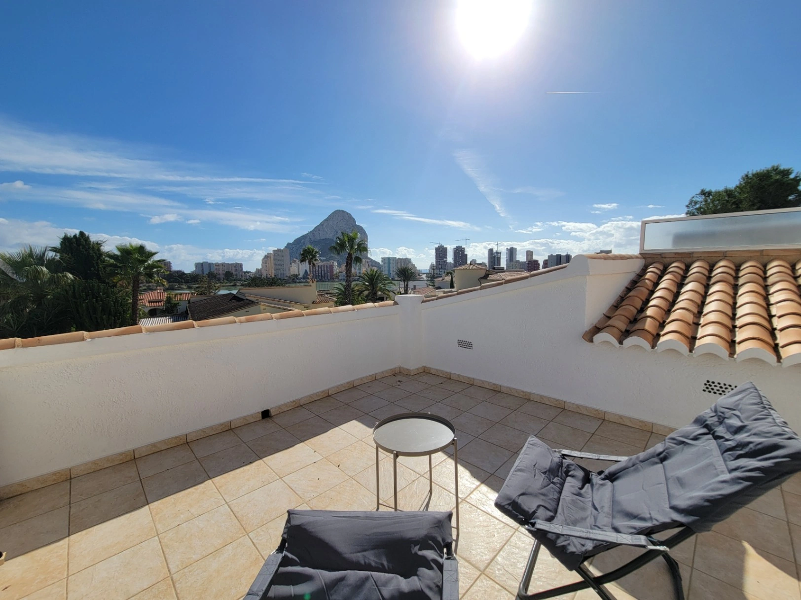 VILLA TRÈS JOLIE ET RÉNOVÉE PRÈS DE CALPE