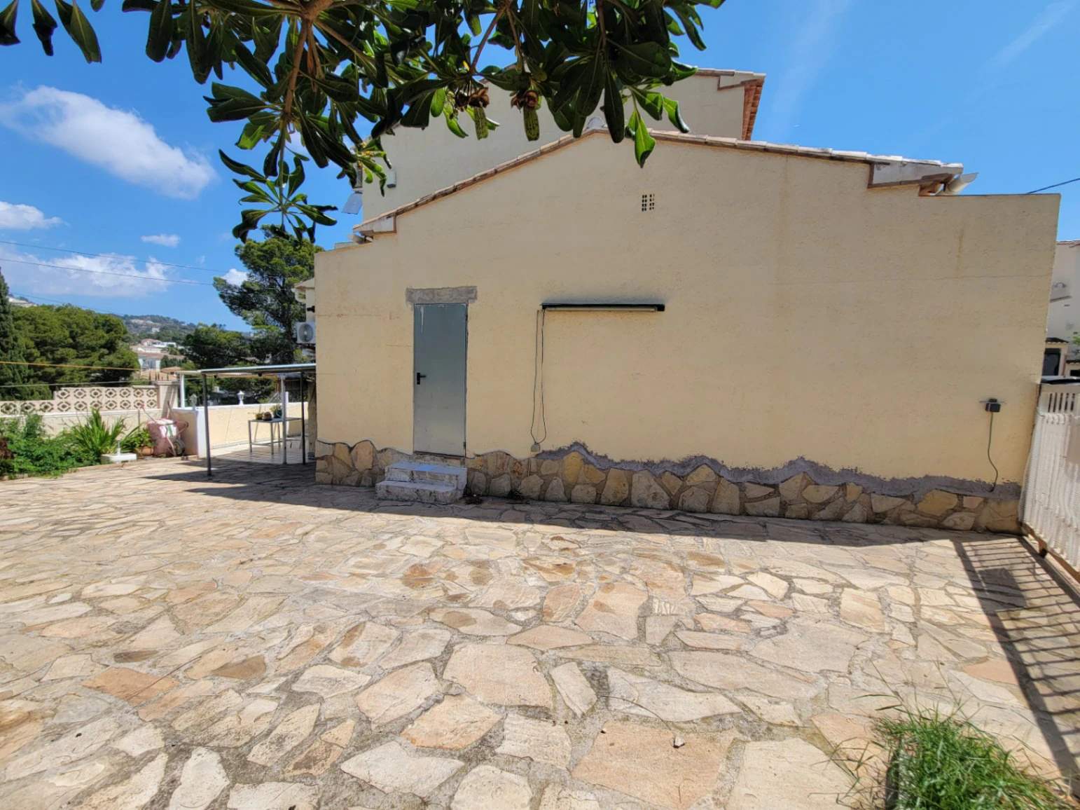 BONITO BUNGALOW SITUADO ENTRE CALPE Y BENISSA