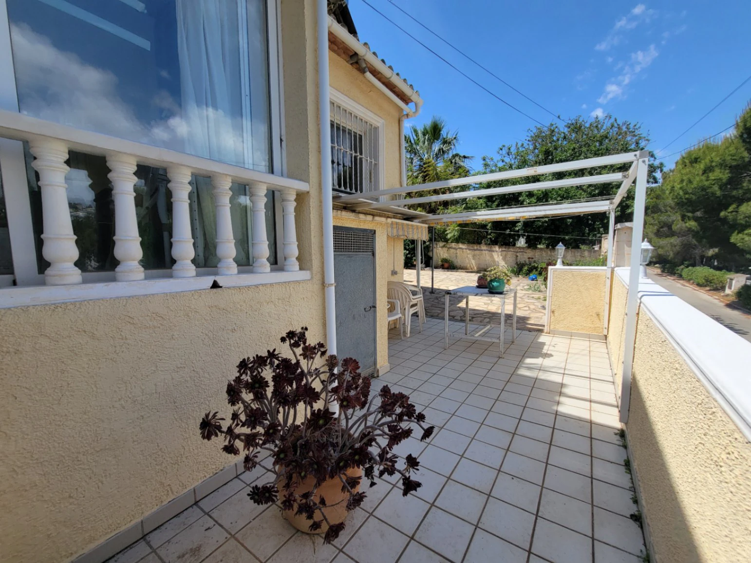 BONITO BUNGALOW SITUADO ENTRE CALPE Y BENISSA