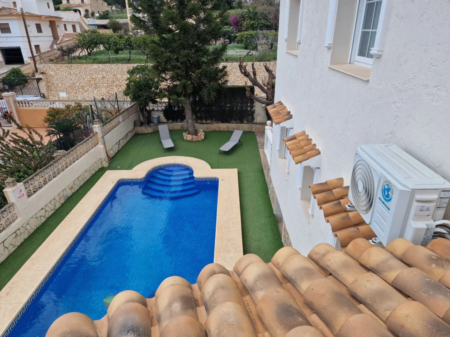 Chalet en venta de 5 habitaciones en Calpe, Alicante