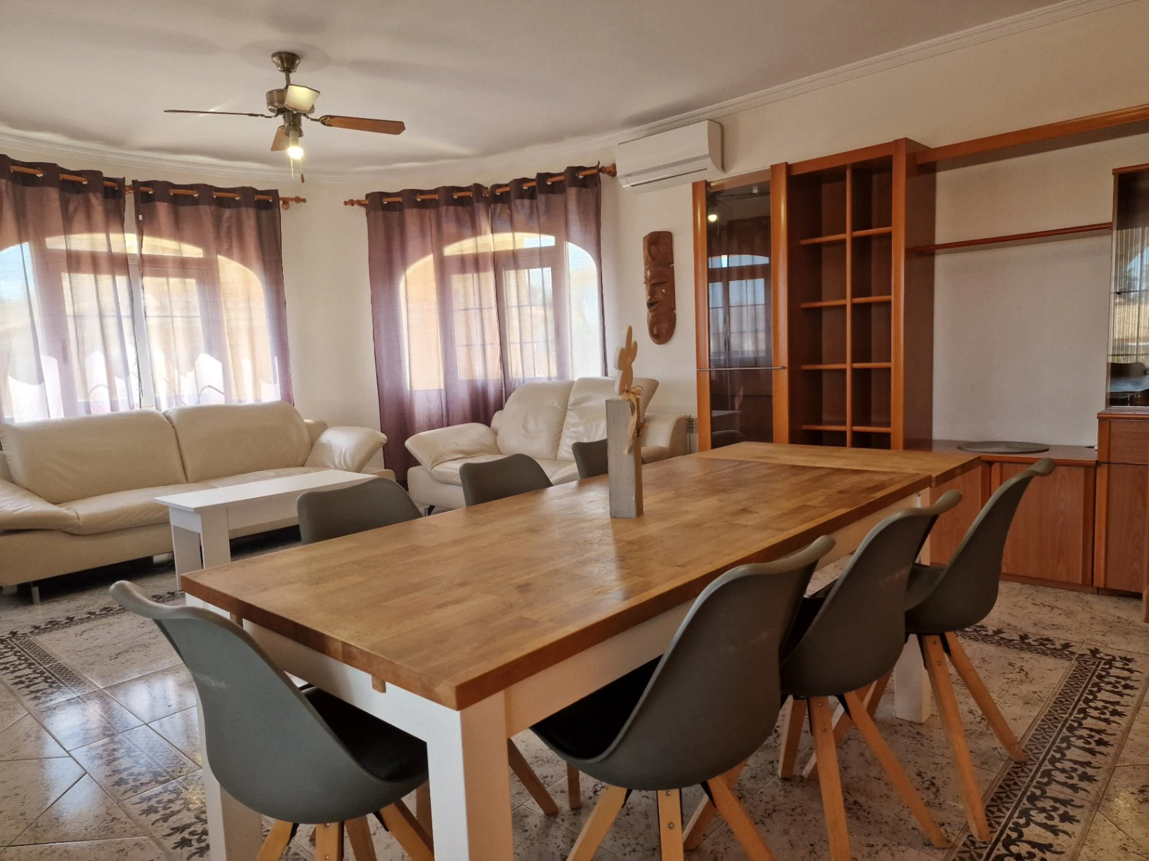 Chalet en venta de 5 habitaciones en Calpe, Alicante