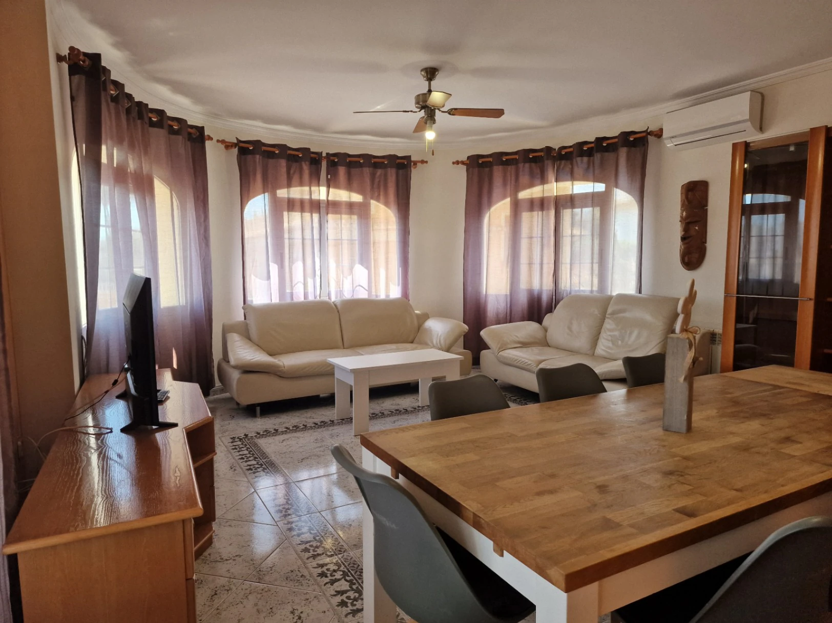 Chalet en venta de 5 habitaciones en Calpe, Alicante