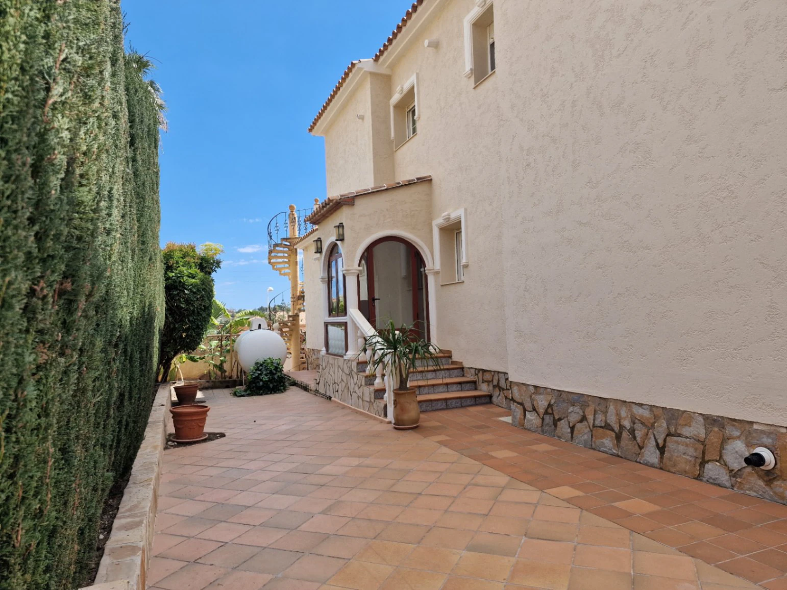 Chalet en venta de 5 habitaciones en Calpe, Alicante