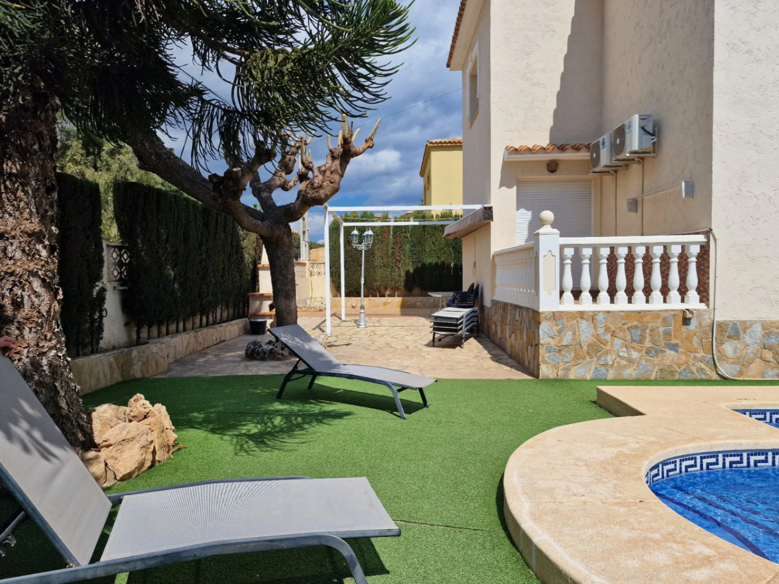 Chalet en venta de 5 habitaciones en Calpe, Alicante