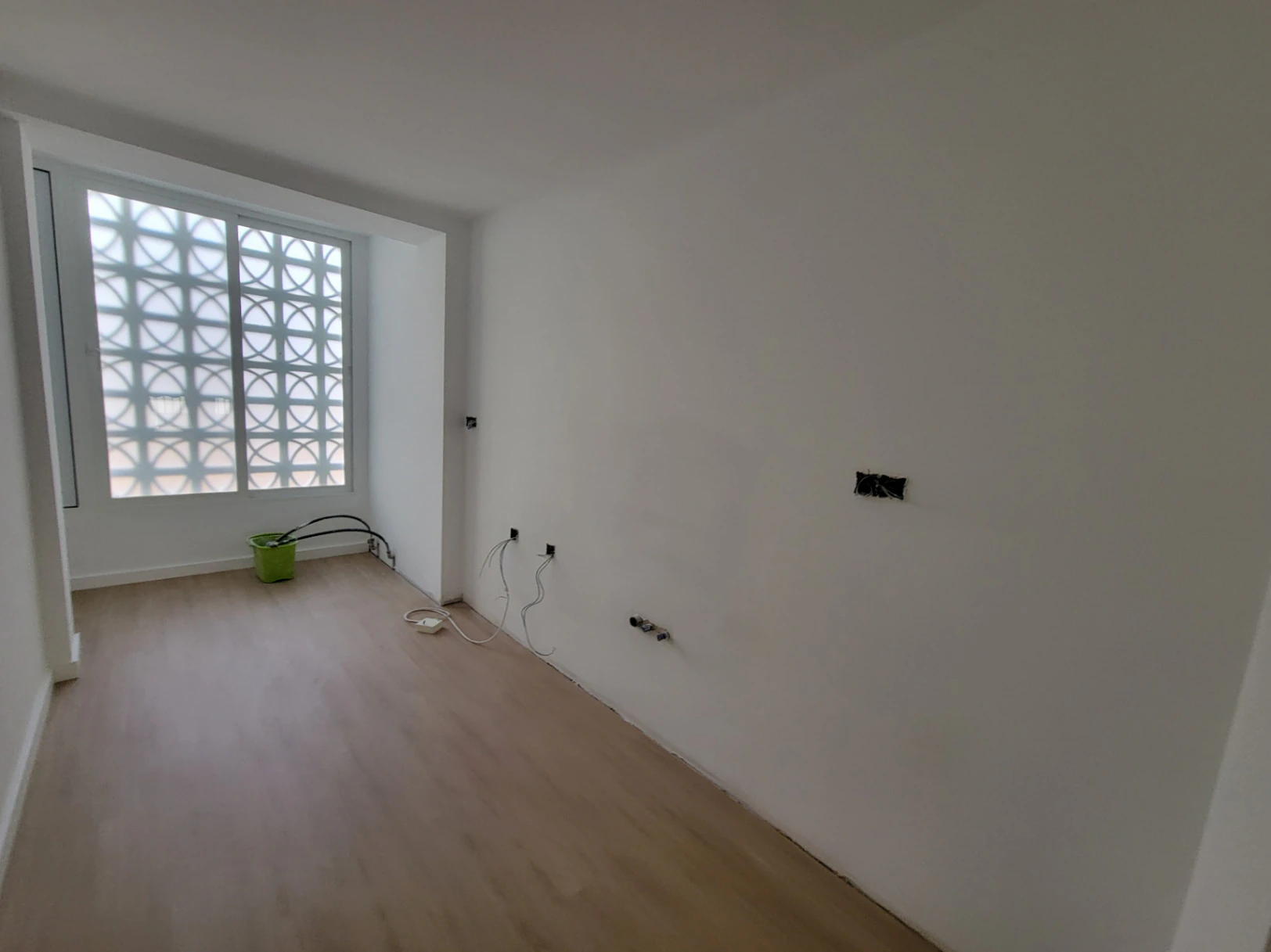 APARTAMENTO TOTALMENTE RENOVADO A 100 METROS DE LA PLAYA