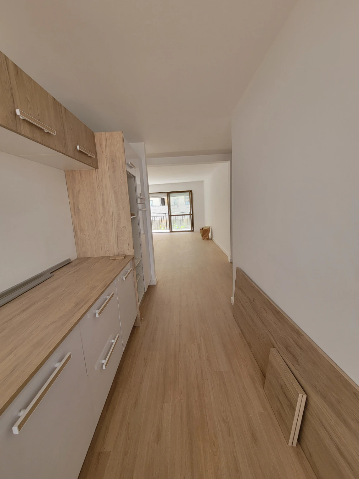 APARTAMENTO TOTALMENTE RENOVADO A 100 METROS DE LA PLAYA