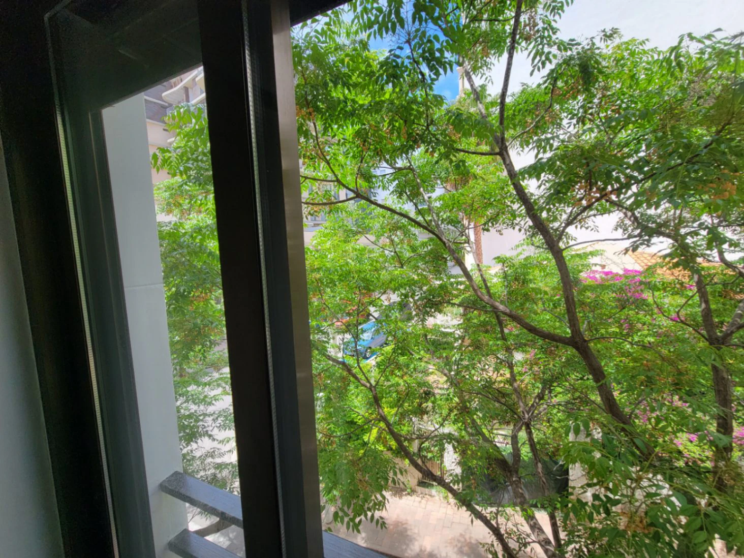 APARTAMENTO TOTALMENTE RENOVADO A 100 METROS DE LA PLAYA
