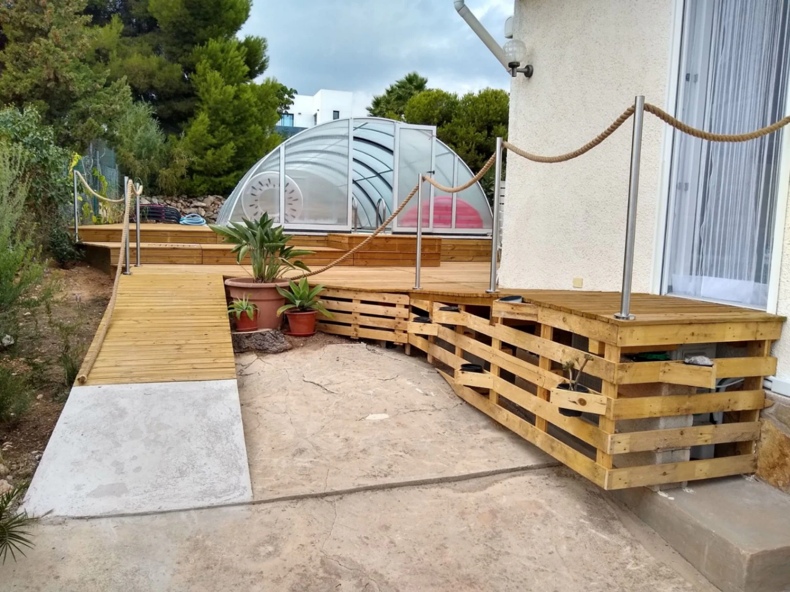 CHALET CON MUY BUENA UBICACION EN CALPE