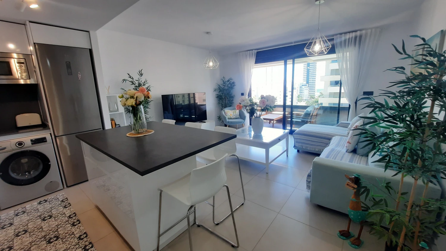 BONITO ATICO DE CONSTRUCCION RECIENTE  EN CALPE