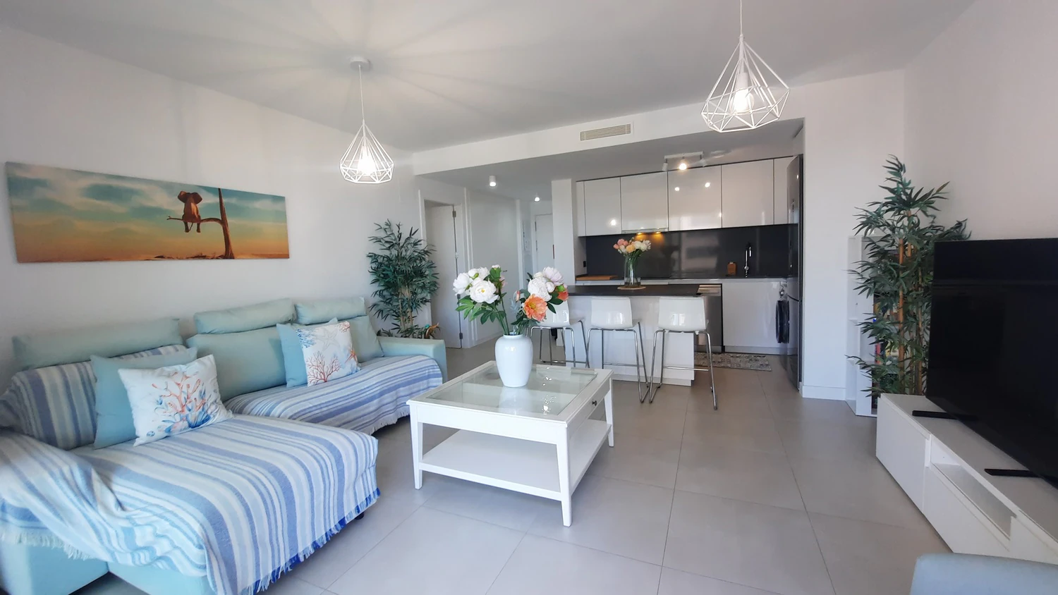 BONITO ATICO DE CONSTRUCCION RECIENTE  EN CALPE