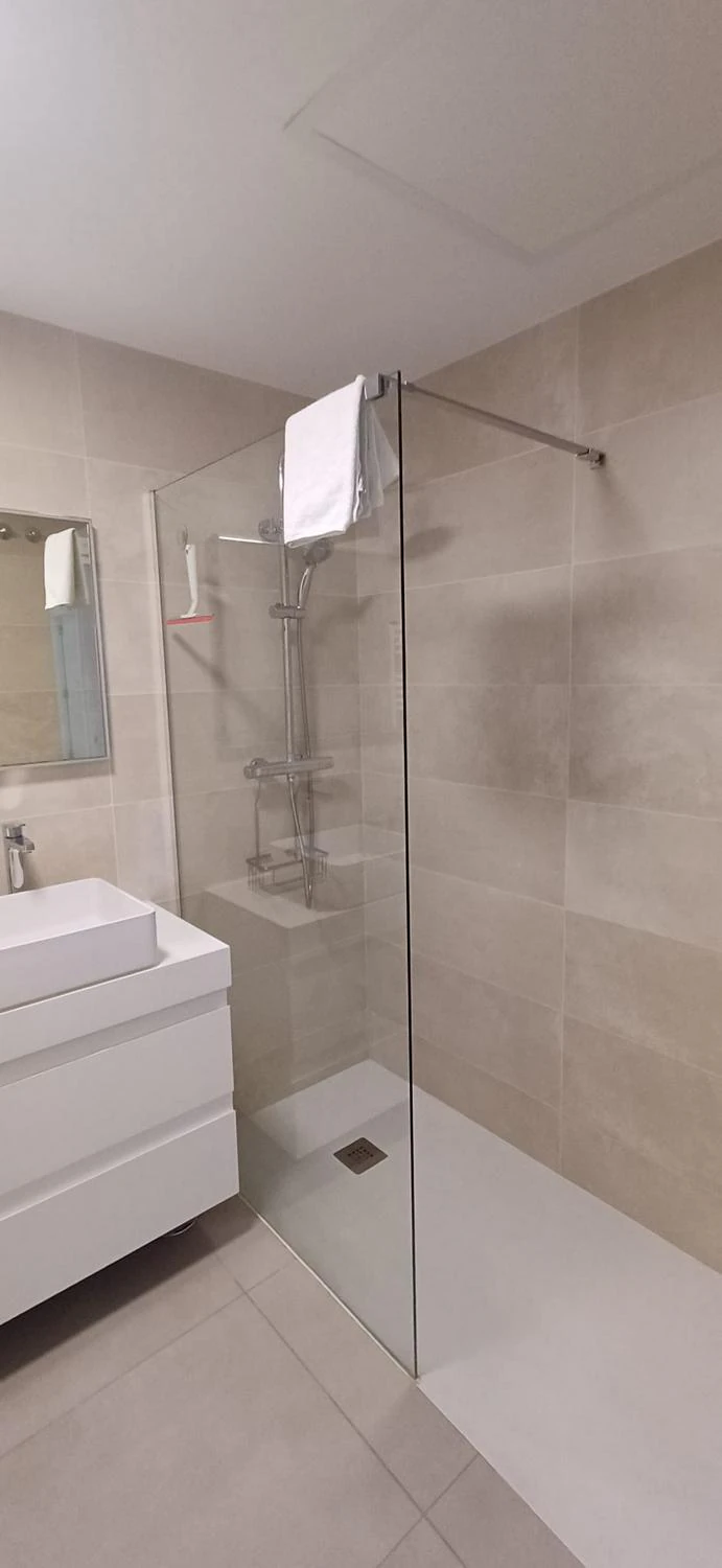 BONITO ATICO DE CONSTRUCCION RECIENTE  EN CALPE