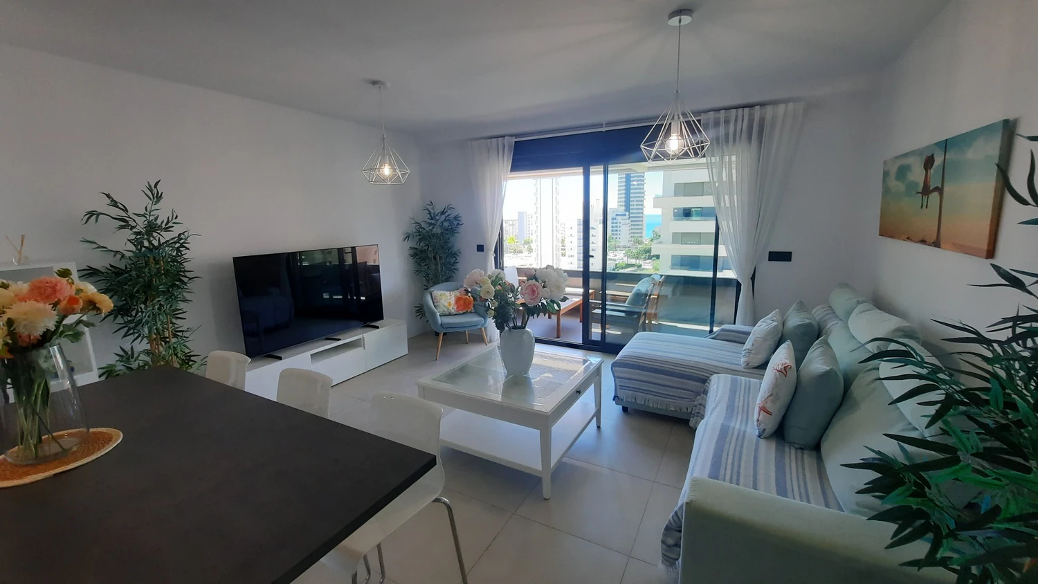 BONITO ATICO DE CONSTRUCCION RECIENTE  EN CALPE