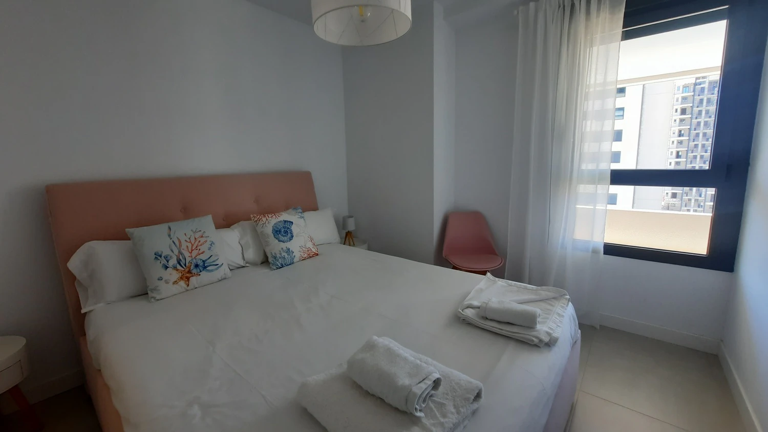 BONITO ATICO DE CONSTRUCCION RECIENTE  EN CALPE