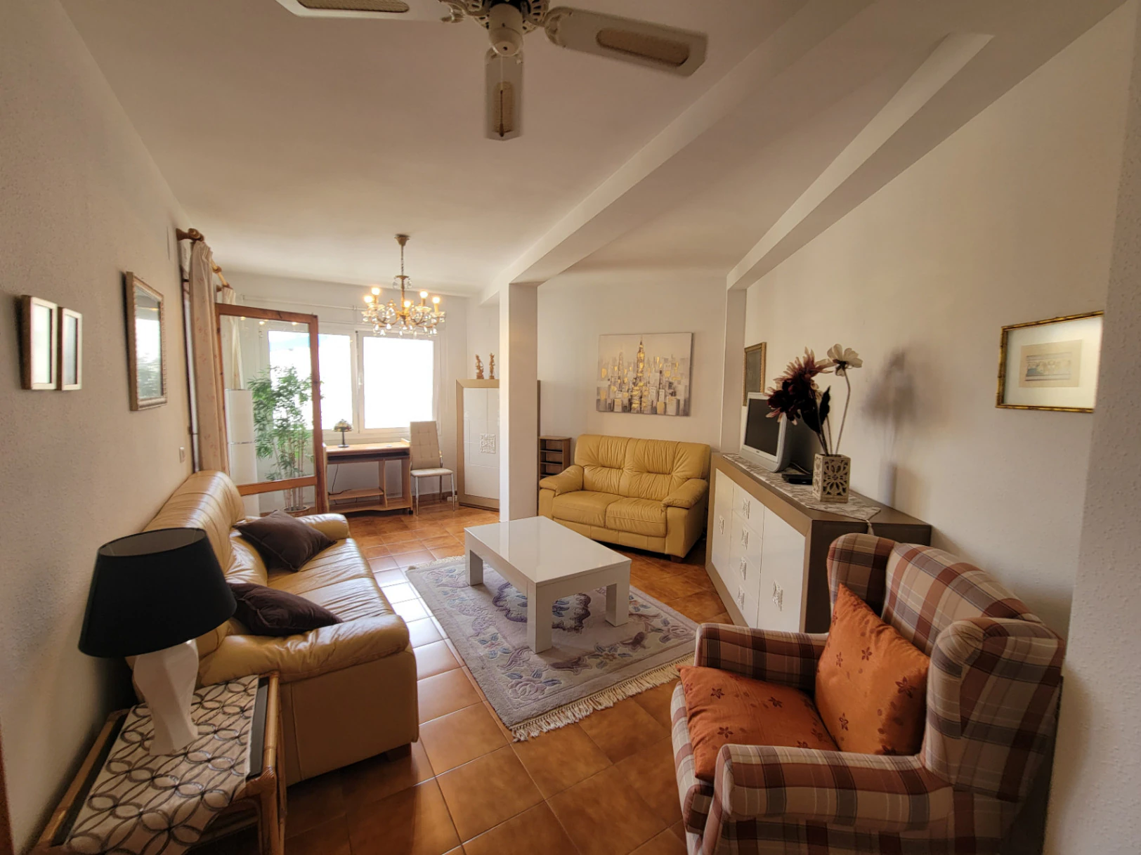 APARTAMENTO MUY CENTRICO EN CALPE