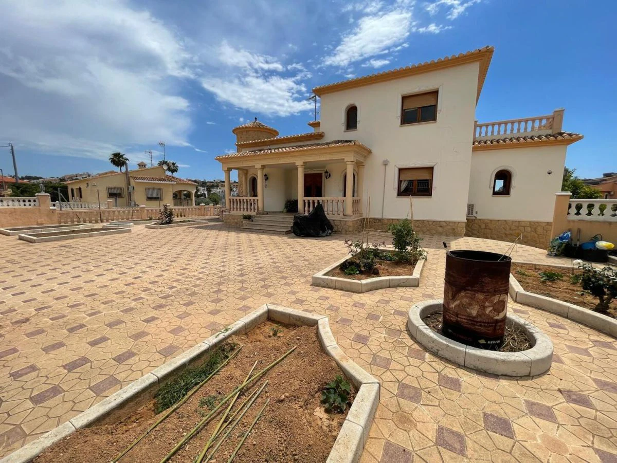 Villa en venta en Pla Senieta, Calpe, Alicante
